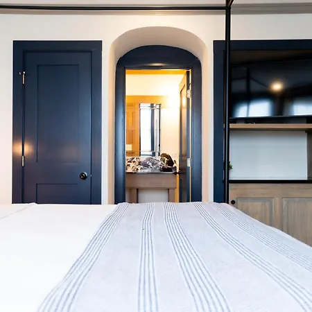 The Morgan Hotel Martha'S Vineyard Oak Bluffs Exterior photo